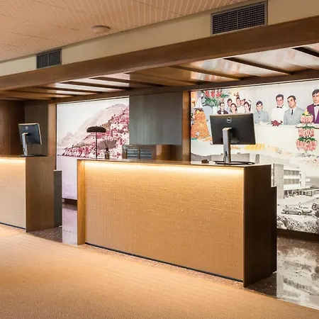阿尔马德拉巴公园酒店 罗萨斯
