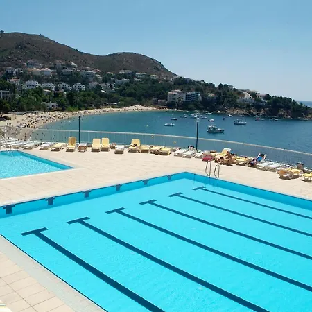 Almadraba Park