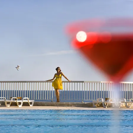 Almadraba Park 4* 로지즈