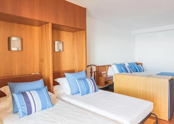 Almadraba Park Hotell 4*