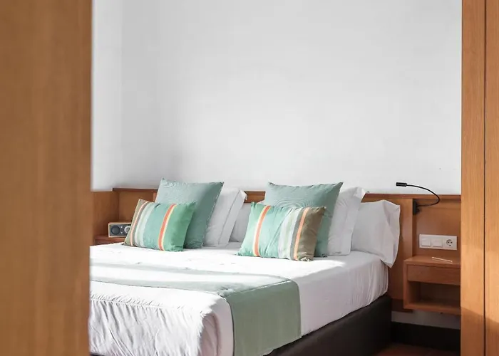 Hotell Almadraba Park 4*