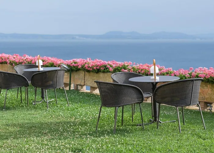 Hotell Almadraba Park 4*