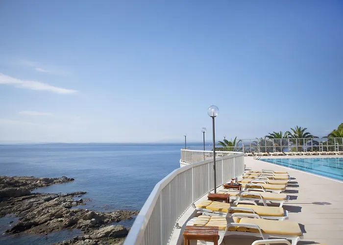 Almadraba Park 4*