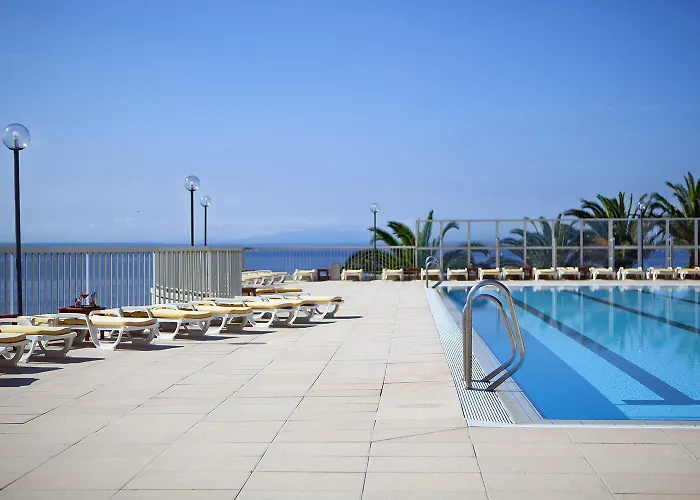 Almadraba Park 4*