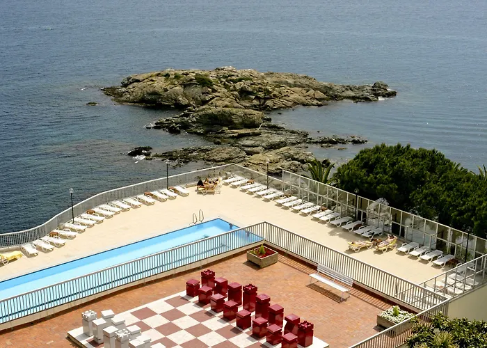 Hotell Almadraba Park 4*