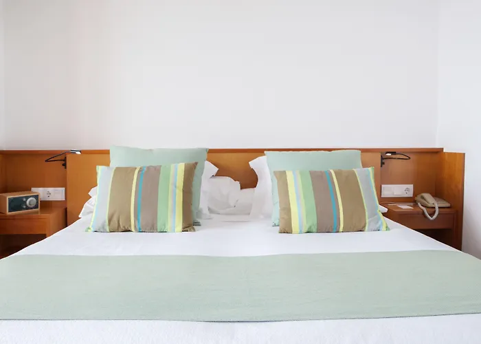 Hotell Almadraba Park 4*