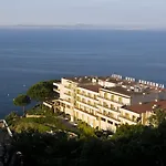 Almadraba Park 4*