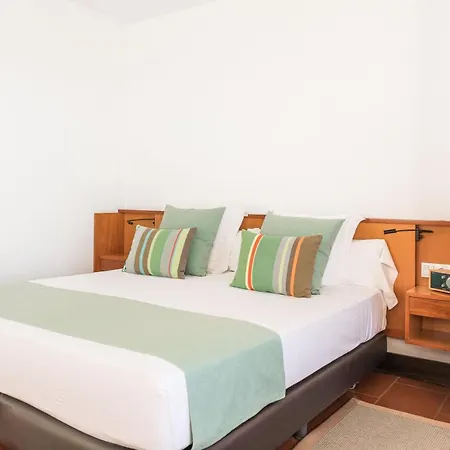 Almadraba Park Otel 4*