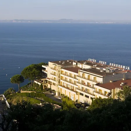 Almadraba Park 4*